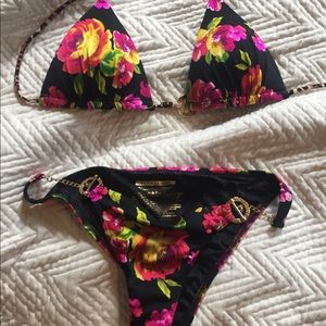Victoria’s Secret xs bikini with push up triangles